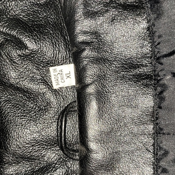 Vintage. Preston & York. Like-new. Genuine Leather long-coat. Women's size XL - Picture 3 of 16